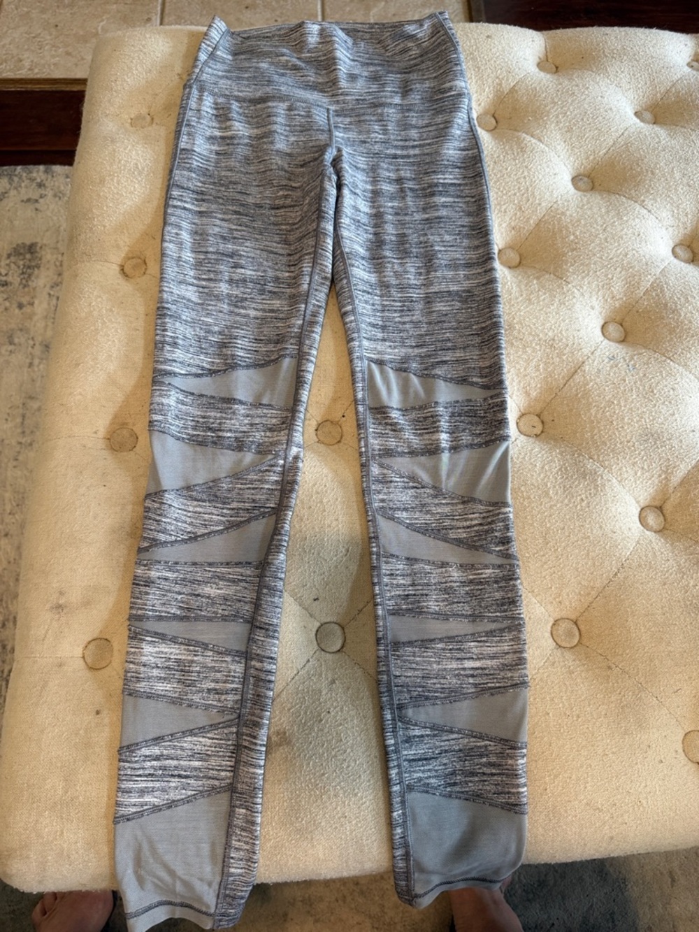 Ivivva Girls' Heathered Gray Performance Leggings